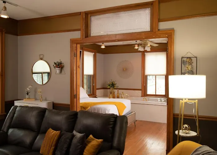 Riverboat Bed & Breakfast Galena